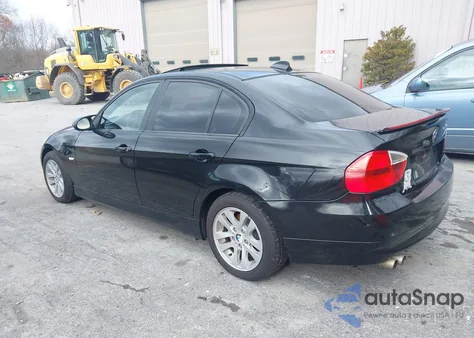2006 BMW 325Xi from USA, damaged, VIN WBAVD13546KV13351